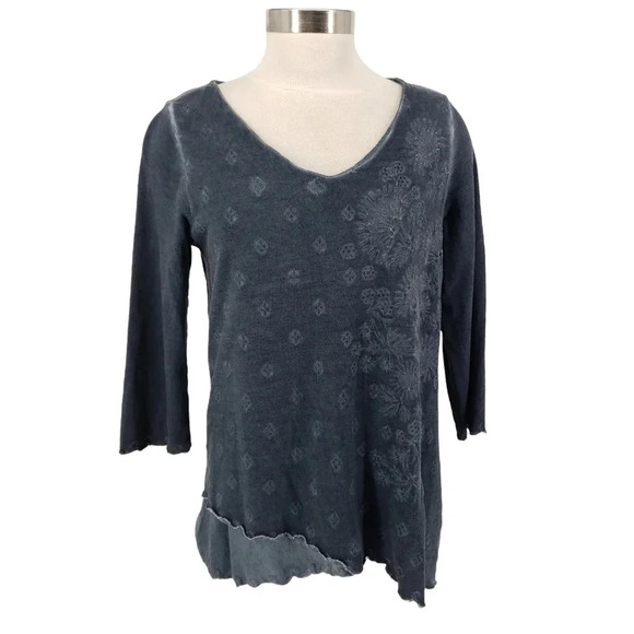 Soft Surroundings Top Malolo Embroidered 3/4 Sleeve Ruffle Hem V Neck Shirt - Picture 1 of 9